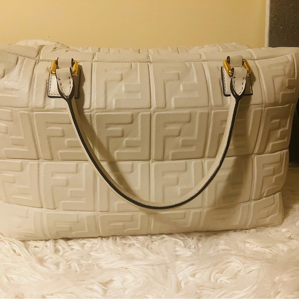 XL Fendi Bag